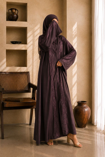 Raneem - Embroidered Abaya