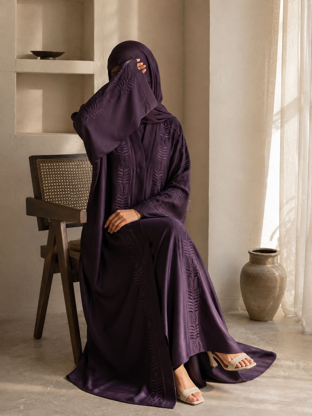 Raiha - Embroidered Abaya