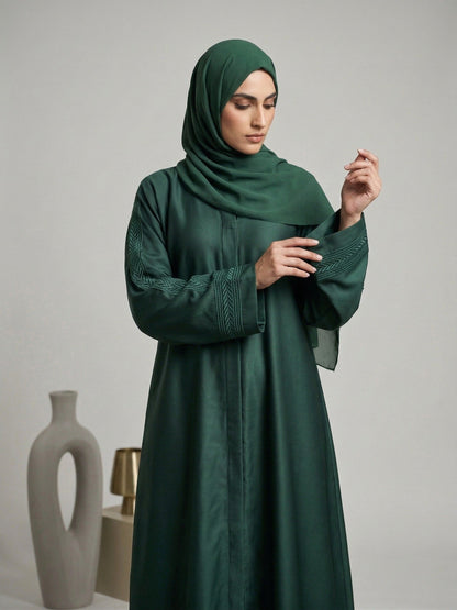 Zehara – Embroidered Abaya