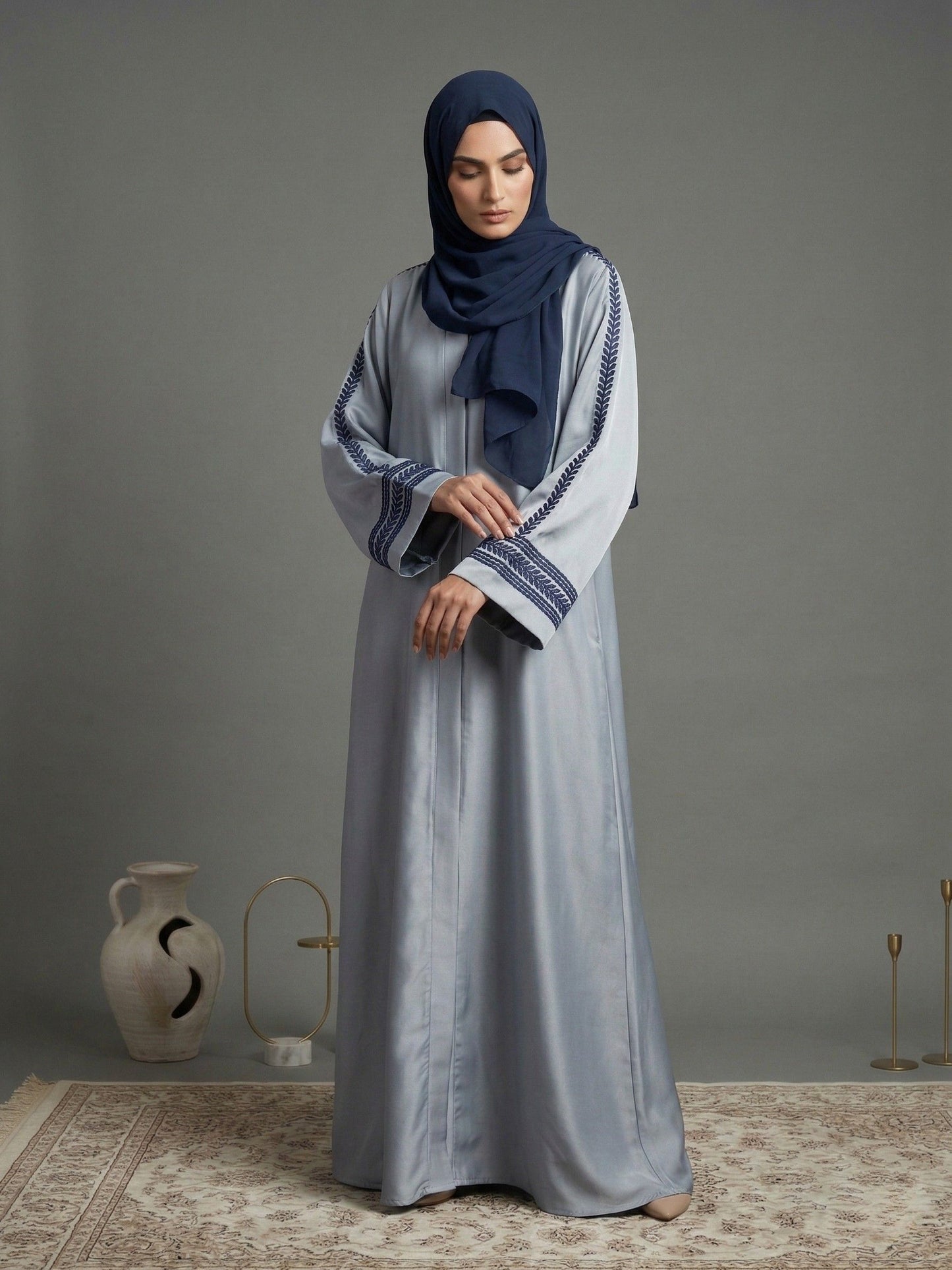 Mahveen – Embroidered Abaya