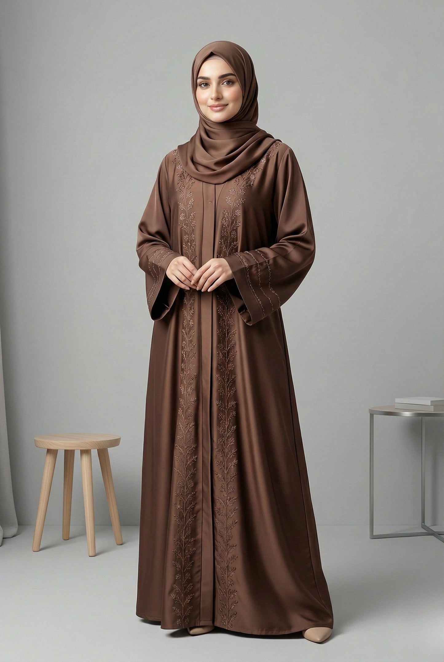 Velvessa – Embroidered Abaya
