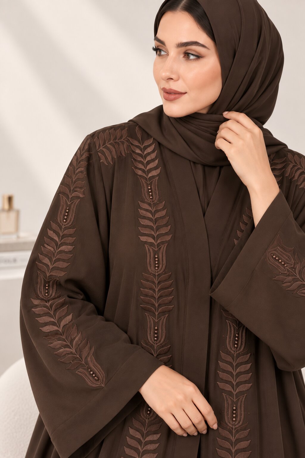 Nayla - Embroidered Abaya