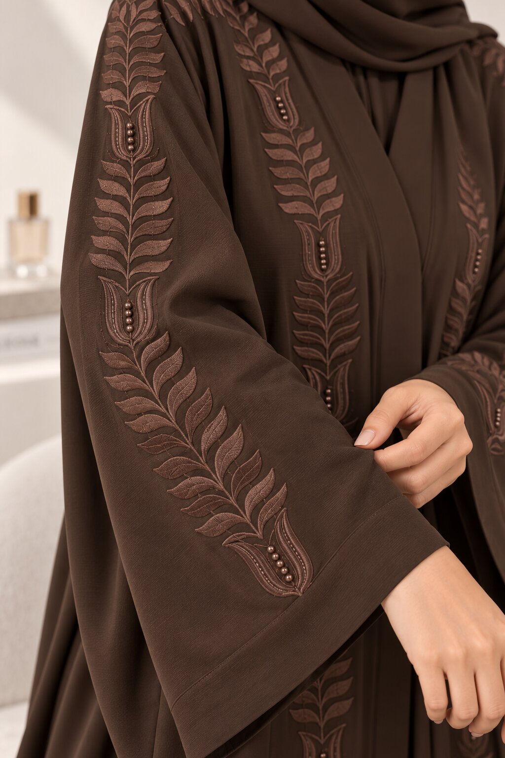 Nayla - Embroidered Abaya