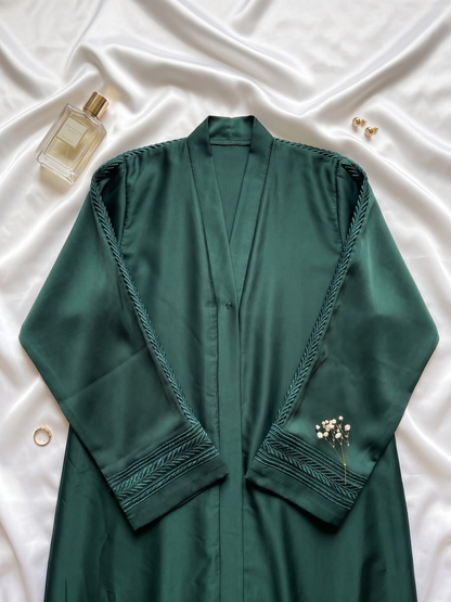 Zehara – Embroidered Abaya