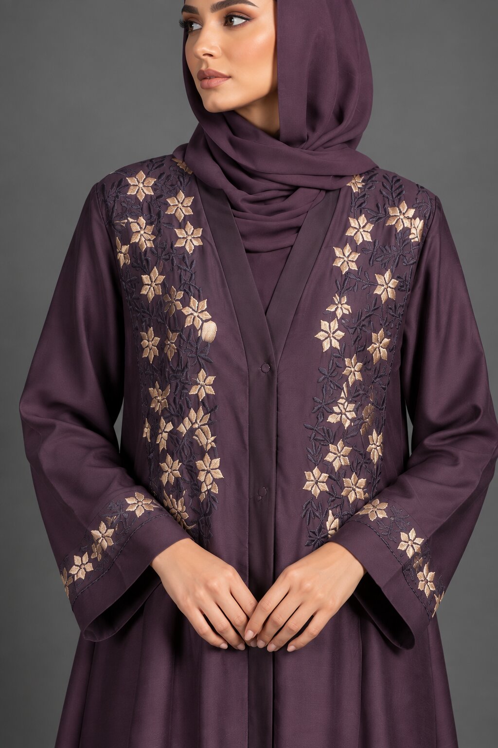 Sereen – Embroidered Abaya