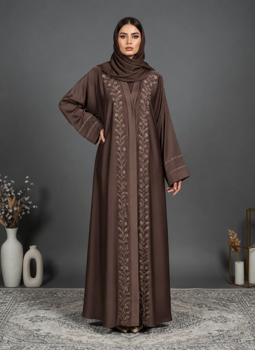 Velvessa – Embroidered Abaya
