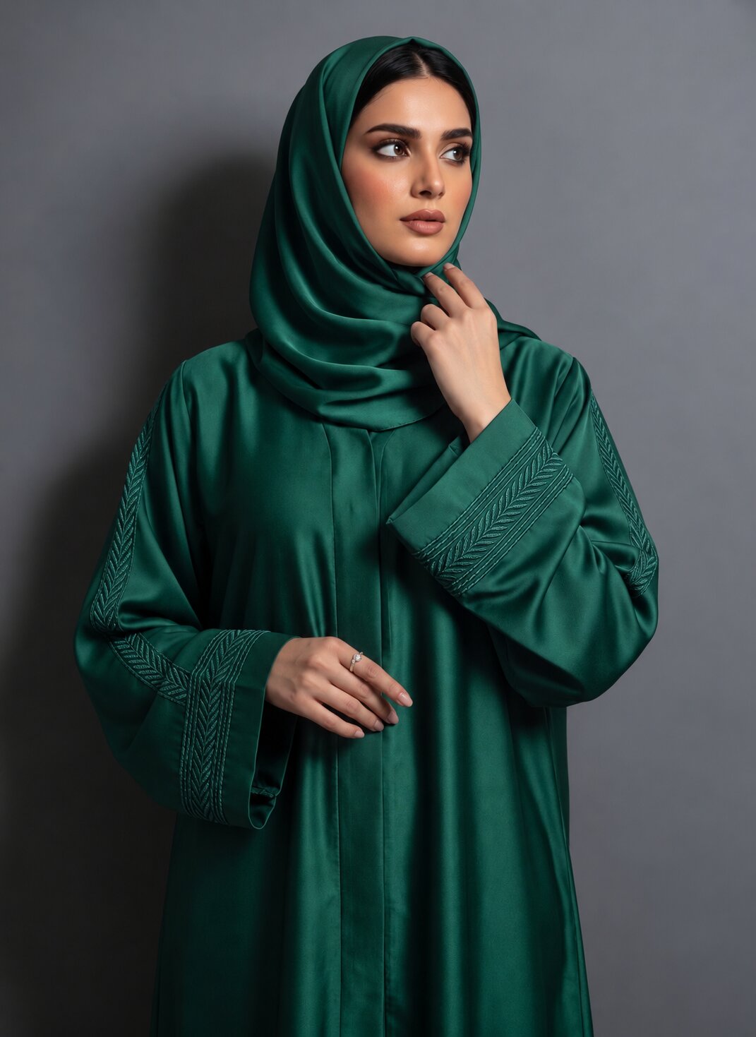 Zehara – Embroidered Abaya
