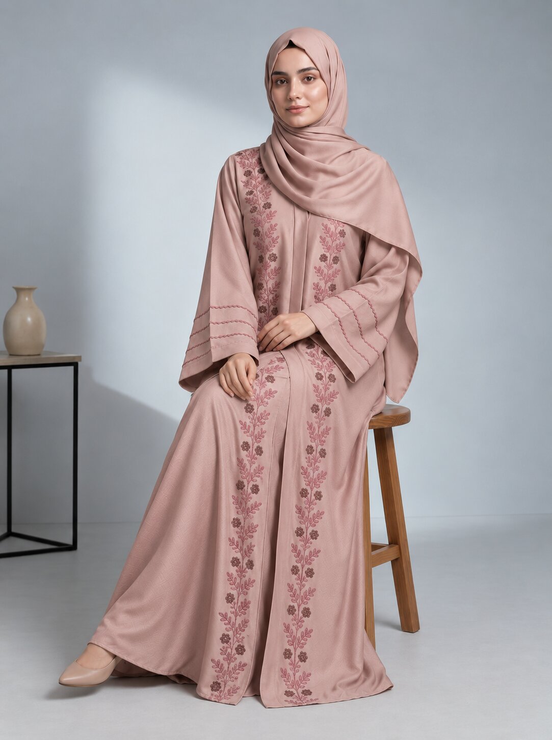 Zelvion – Embroidered Abaya